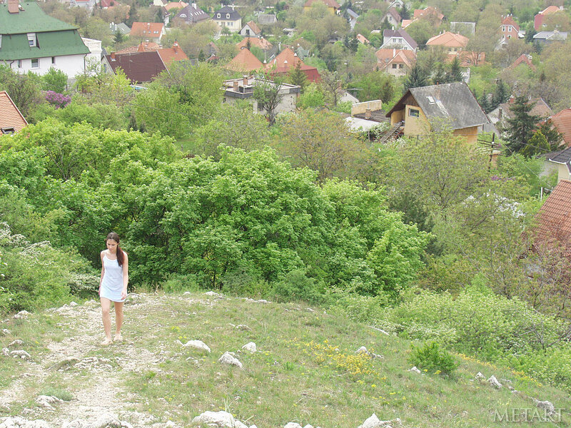 Ева, 18
